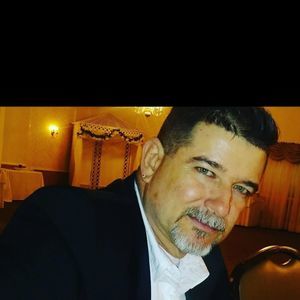 Meet your Posher, Rogelio